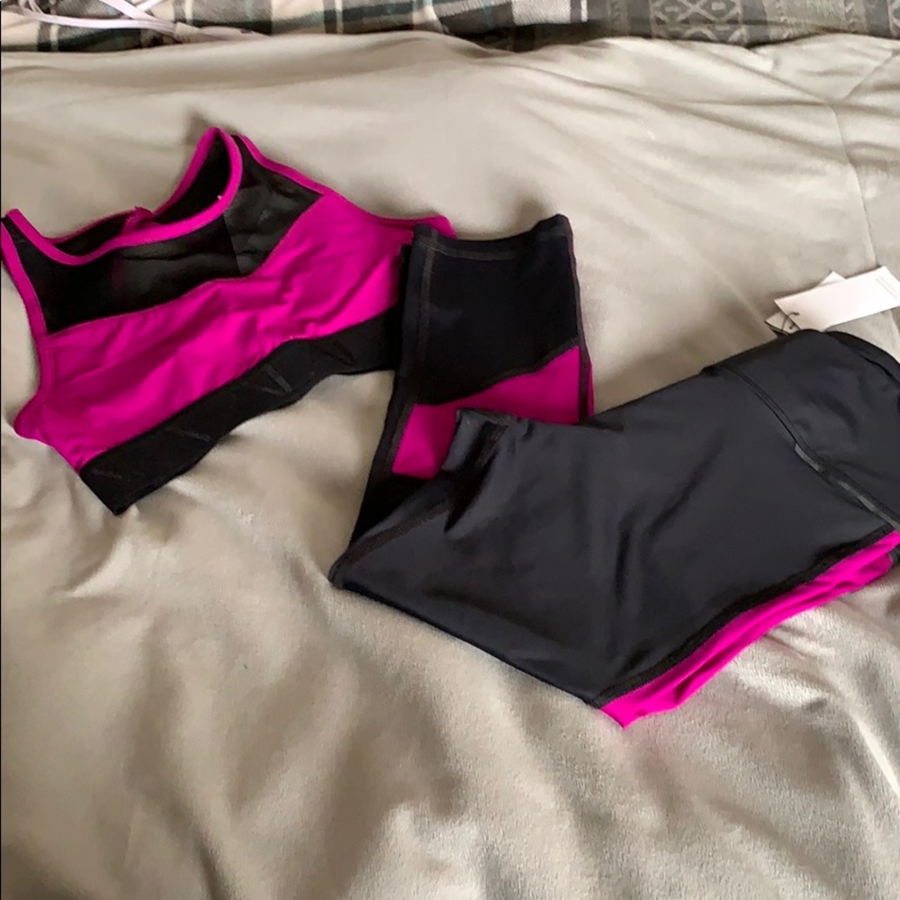 Alala sports bra and leggings set